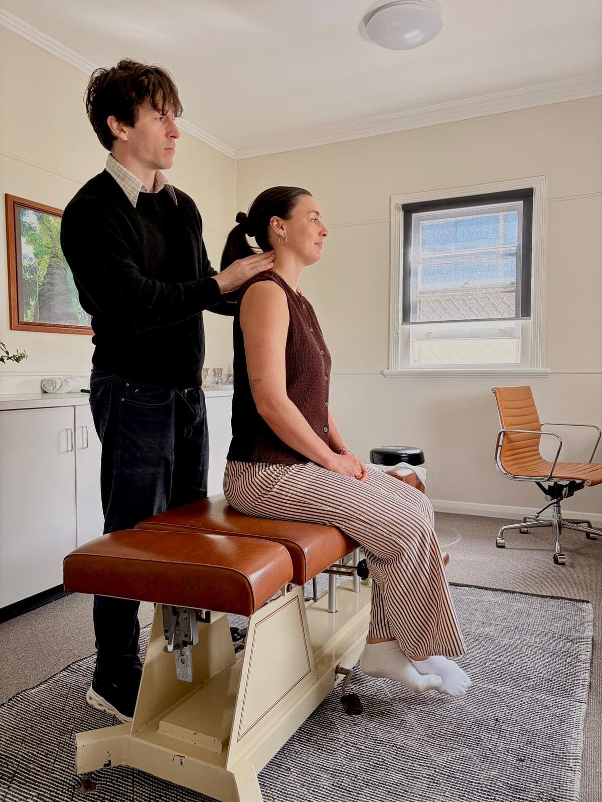 Neck assessment in the treatment room